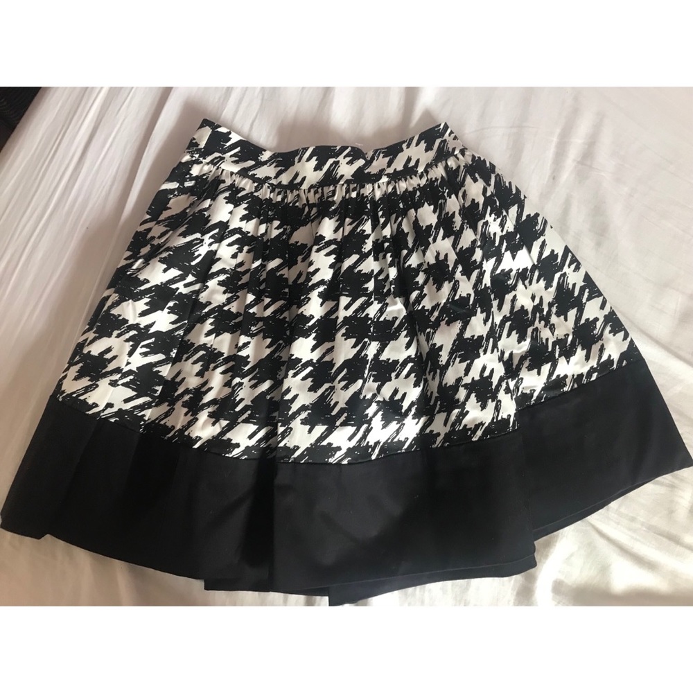 Kate spade NEW black and white skirt